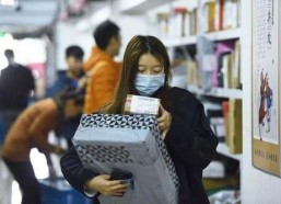 娱乐吃瓜酱大学生活费,娱乐吃瓜酱的校园消费真相